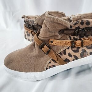 Tan and Brown Leopard Print Women's Sneakers